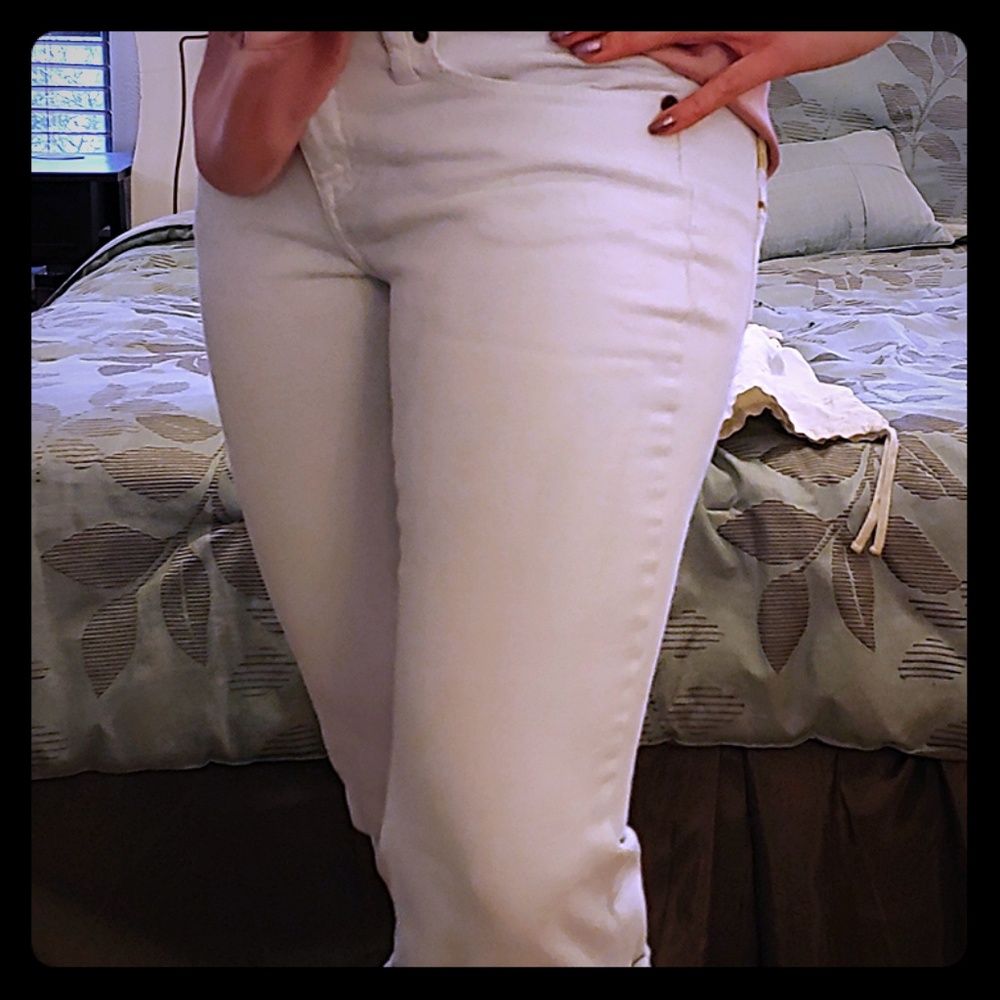 White capris